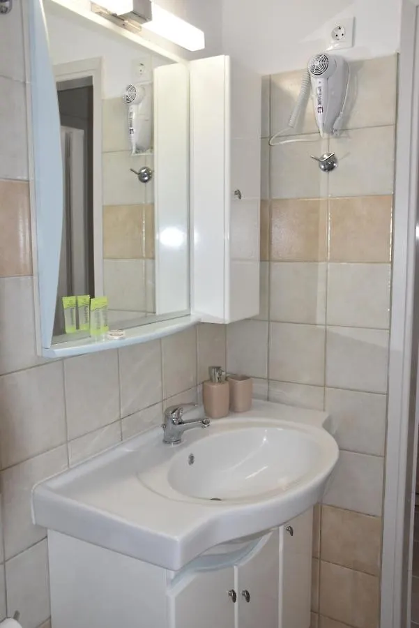Arelia Apartments Ierissos