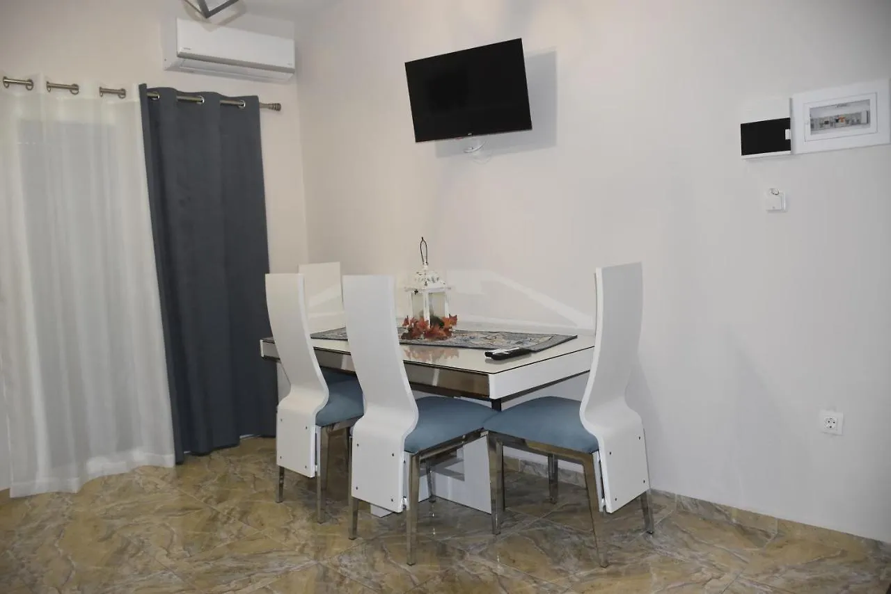 Arelia Apartments Ierissos